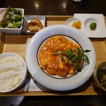 チャイニーズキッチン琉月 - 料理写真:エビチリ