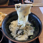 Teuchi Udon Kura - ぶっかけ冷を、「しのうどん」に変更し注文。