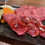 YAKINIKU OLYMPIC - オーダーが通ってから、カットしてくれます★