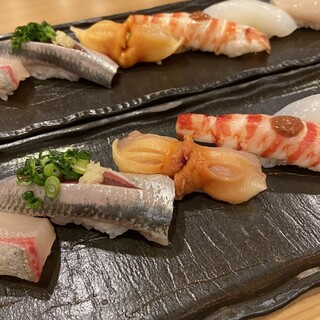 A sushi restaurant that has continued for generations since 1982.