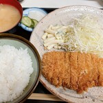 とんかつ まさ - ロースカツ定食（並）900円