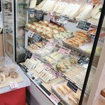 Angelusパンの家 - 店内