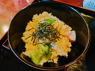 Izakaya Ikki - 令和5年3月 ランチタイム
                        カニ飯とカニあんかけスープ 850円