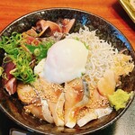 いちもん家 - 土佐海鮮三色丼 税込1628円