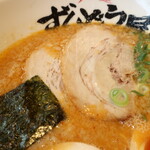 ラー麺 ずんどう屋 - チャーシュー