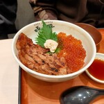 Kikuyoshi Ion Moru Musashimurayama Ten - 豚とイクラ丼