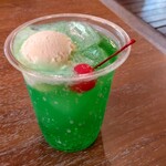 Mori no Restaurant Suppin - ランチ注文で￥２００の、メロンクリームソーダ