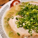 博多ラーメン でぶちゃん - 博多ラーメン