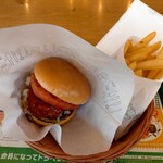 MOS BURGER Atore Shinagawa Ten - モスバーガー410円、Lポテト330円