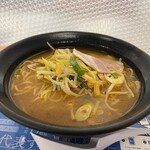 北大生協の食堂 中央食堂 - ピリカラーメン