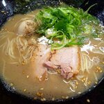 Ramen Bariton - 豚骨ラーメン：680円