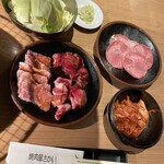 Sumibi Yakinikuya Sakai Kyoto Rakuni Ten - 人気焼肉盛り他