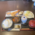 Waku - 自家製エビフライランチ@880