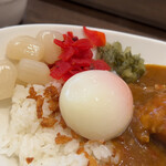 Motomachi Chicken Curry no Omise Parfait Kencho Mae Honten - 温泉玉子、香の物をＯＮ