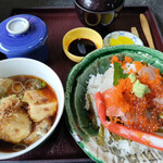 さかな工房 - 海鮮丼（並サイズ）と揚げ出しもち豆腐セット