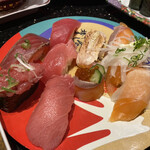 Kanazawa Maimon Sushi Shukugawa Gurinpureisu Ten - まぐろづくし、サーモンづくし