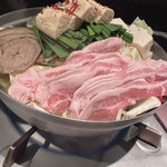 Motsu-nabe Kamehachi Bekkan - 