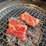 Sumibi Yakiniku Midouen Misato Ten - 炭火焼きです