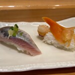 Kame Shichi Sushi - 鰯・青柳