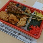 Bibai Yakitori Sozai En Supakusu Oomagari Ten - デラックス弁当　638円