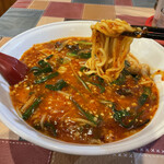 Ryumeikan Toda Ten - あんかけ気味のスープに麺がよく絡みます