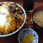 満津田食堂 - ミックス丼 950円