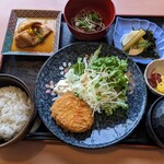 Suginoko - 日替わり定食（コーヒー付き）900円♪