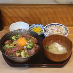 あらうんど - まぐろのユッケ丼