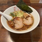 麺酒場 まがり - 昔ながらの中華そば