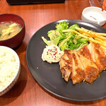 San bankan Kamishinjo Ten - ランチチキンステーキ（ライス、味噌汁、ドリンク付き）
                      1200円