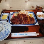 Tonkatsu Yagura - 蓋付きご飯