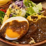 Dishers Enoshima Ten - ハンバーグ　カレースパゲティ　目玉焼きトッピング