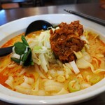 Ippin En - 坦々刀削麺（850円）