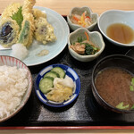 Seafood Ryori Gosaku Don Sakae Higashi Ten - 