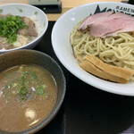 ラーメン モンスターズ - 料理写真: