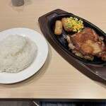 Gusto Yokkaichi Kubota Ten - チキテキスパイス焼き