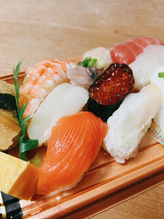 Uoriki Seafood Sushi Shinkoshigaya Varie Ten - 海幸　税込1286円→643円