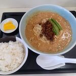 Karin - 担々麺 700円  + 小ライス150円