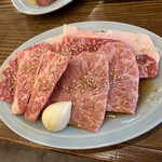 Ninniku Yakiniku Purushin Miyakojima Ten - 