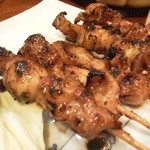 Takemitsu Yakitori - 丸腸＆地鶏皮