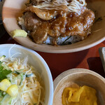 Machi ya Cafe Konomiya Honten - 