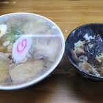 Kawakyo Ramen Kan Inawashiro Ten - 岡持で運ばれてきた特製喜多方味玉肉中華そば+チャーシュー丼