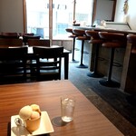 Hibachi cafe Momo to Kuro - 店内