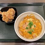 Naka U Hachinohe Hachinichimachi Ten - 鶏の唐揚げ2個と親子丼