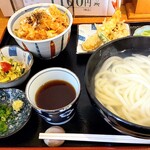 Sanuki Udon Fukuume - Cセット（釜揚げうどん）