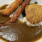 Curry Shop Bara Nisseki Mae Ten - バラカレー（カツ・エビ・ソーセージ・こまつ菜入り）税込850円