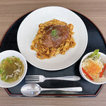 Taberu La Kitchen - 肉厚ジューシーボロネーゼパスタ