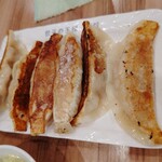 Gyoza no Ousama Ryugin Mitten Fuchu Ten - 