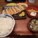 Nikujiru Gyoza no Dandadan Mizonokuchi Ten - 