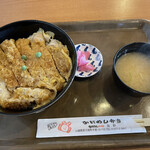 Kani Kani Kan Uosui - カツ丼